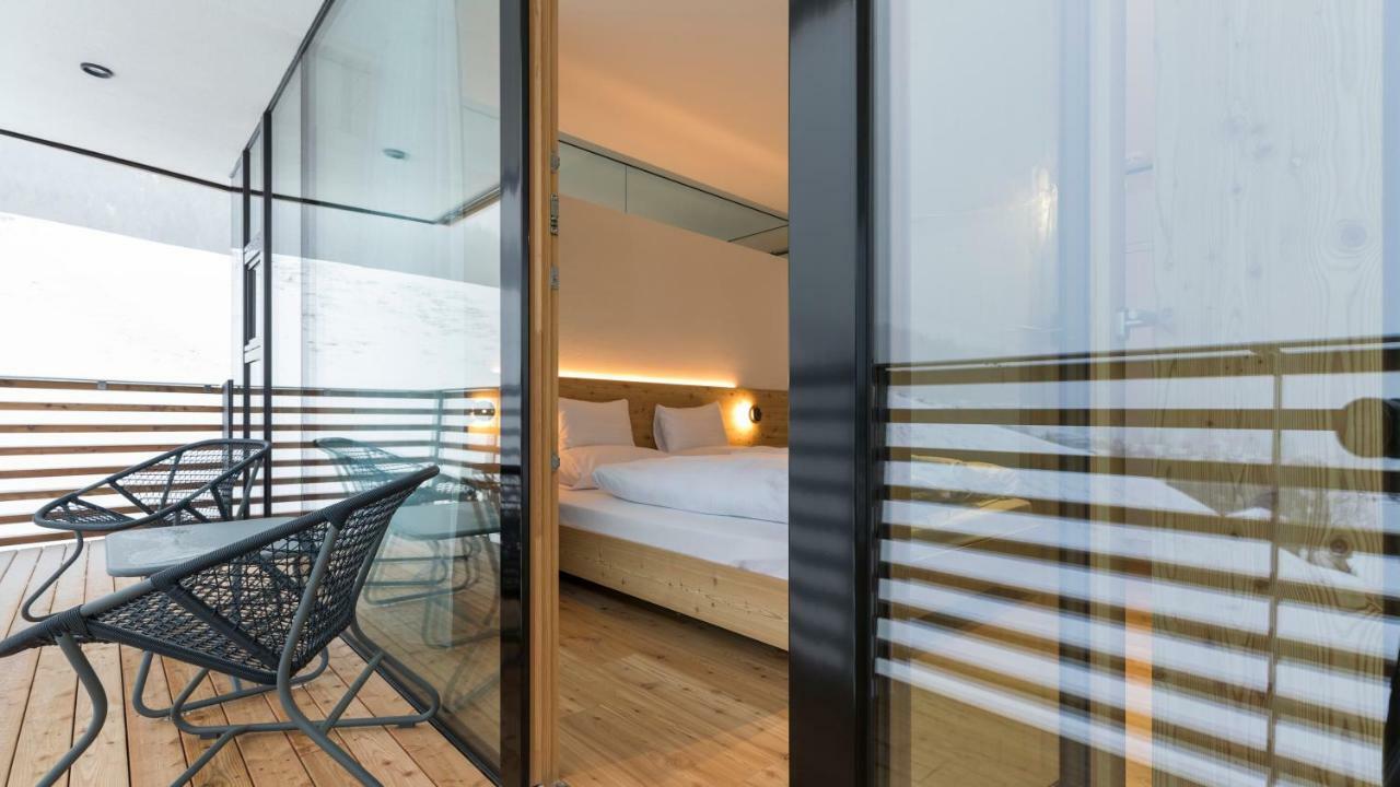 Paramount Alma Suites 세스토 외부 사진